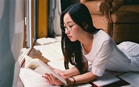 亚洲女孩读书 高清壁纸