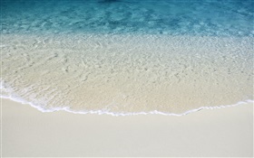 沙滩，海浪，蓝色 高清壁纸