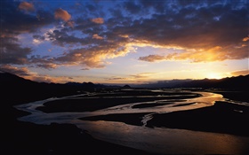 弯曲的河流，黄昏，日落，中国