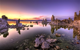 美丽的夕阳，死海，岩