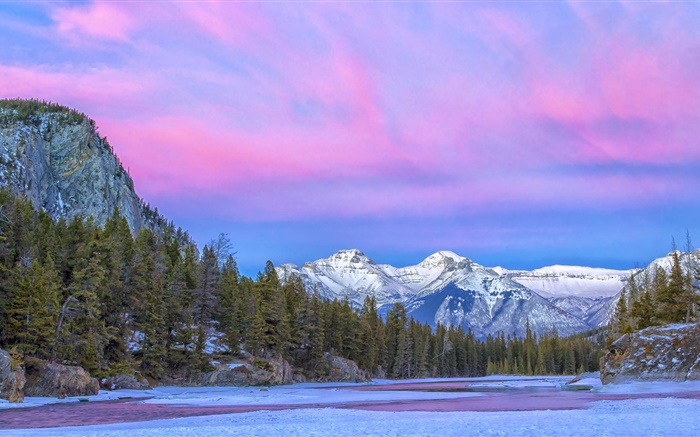 加拿大国家公园，河，山，树，云，冬天 壁纸 图片