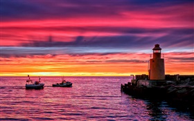 灯塔，沙滩，大海，船，日落，红色的天空 高清壁纸