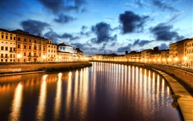 比萨，意大利，城市夜景，灯光，河 高清壁纸