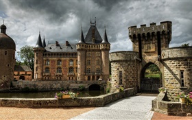 法国，拉克莱特城堡，城堡，塔，门，云 高清壁纸