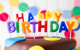 生日快乐，蜡烛，蛋糕，多彩的字母 高清壁纸