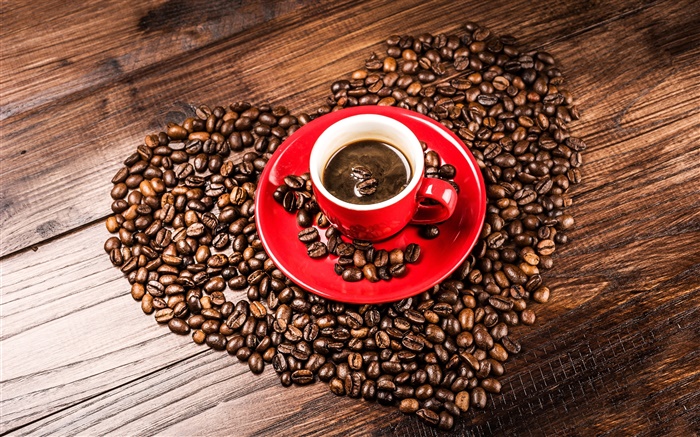 爱的心咖啡豆，谷物，红茶杯，茶托 壁纸 图片