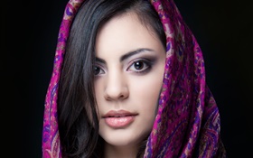美丽的印度女孩，棕色的眼睛，围巾 高清壁纸
