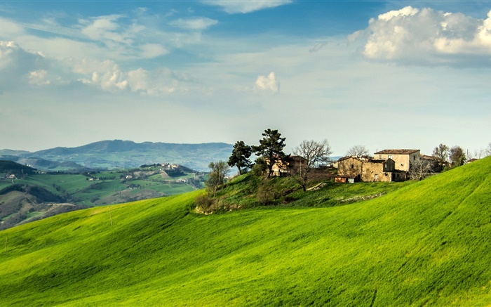 意大利，边坡，草，房子，树，云 壁纸 图片