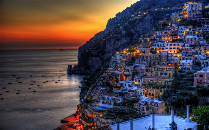 波西塔诺，意大利，美丽的夕阳，海，海岸，山，房屋，灯 壁纸 图片