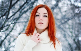 漂亮的女孩，红色的头发，冬天，雪 高清壁纸