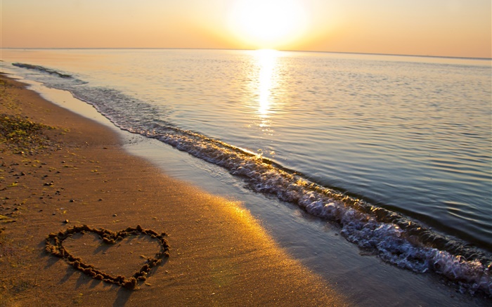 沙滩，大海，夕阳，爱心脏形 壁纸 图片