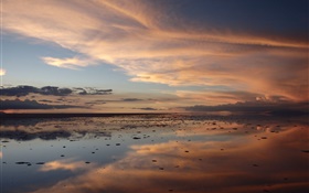 日落，黄昏，乌尤尼盐湖