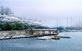 3D渲染的风景，码头，冬季，雪，树木，河流