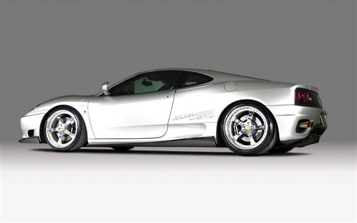 法拉利F430超级跑车的白色侧视图 壁纸 图片
