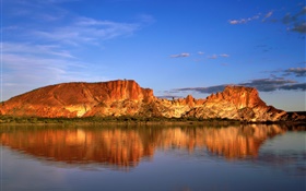 岩石山脉，湖泊，水中的倒影，澳大利亚 高清壁纸