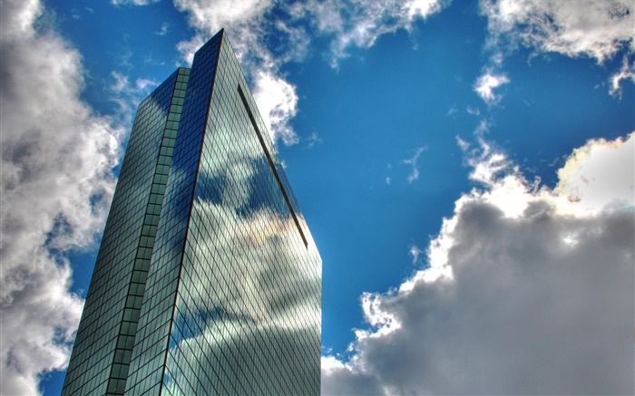 摩天大楼，云，蓝天 壁纸 图片