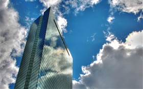 摩天大楼，云，蓝天 高清壁纸