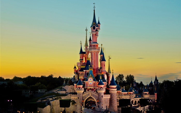 迪士尼乐园城堡，日落，黄昏 壁纸 图片
