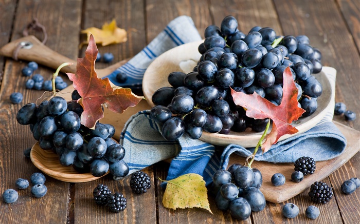 黑葡萄，黑莓，叶子，静物 壁纸 图片