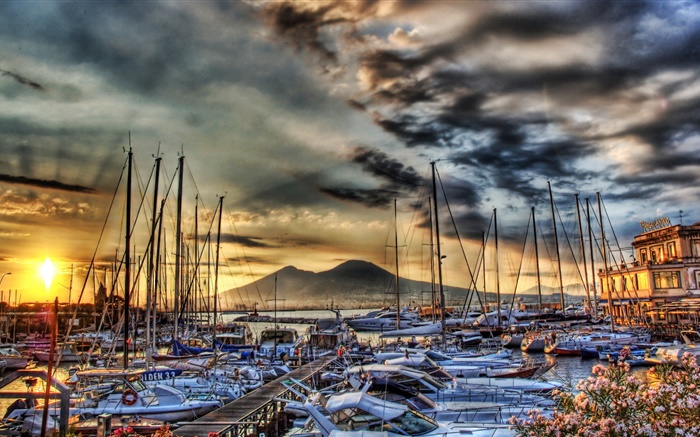 游艇，船，码头，云，日落，意大利，那不勒斯 壁纸 图片