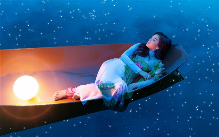 在船上亚洲女孩晚上睡觉 壁纸 图片
