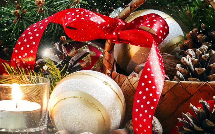 圣诞节，篮子，蜡烛，装饰，坚果，球 壁纸 图片