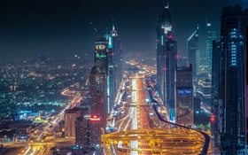 迪拜，摩天大楼，道路，灯光，夜晚 高清壁纸